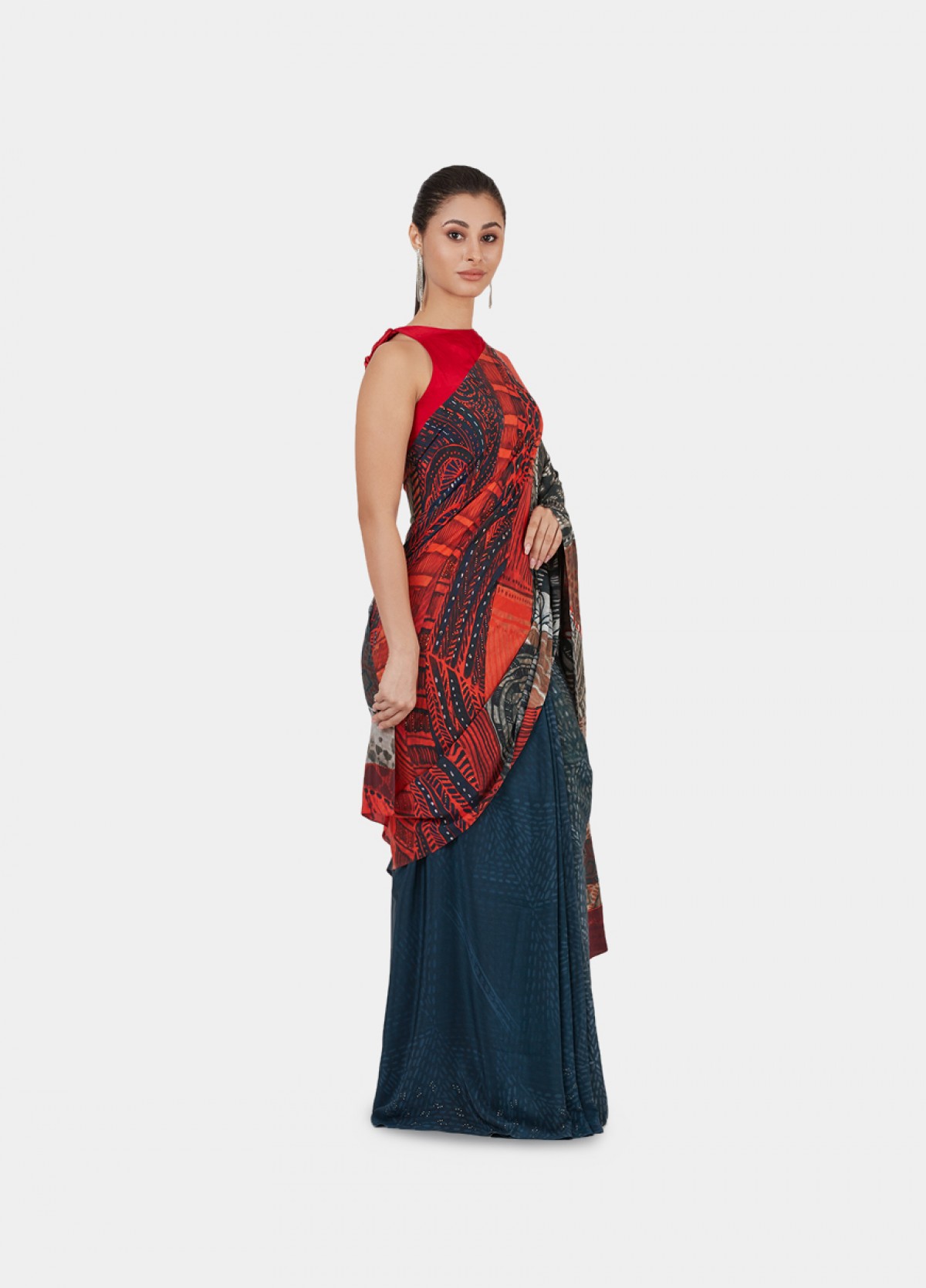 The Gond Sari